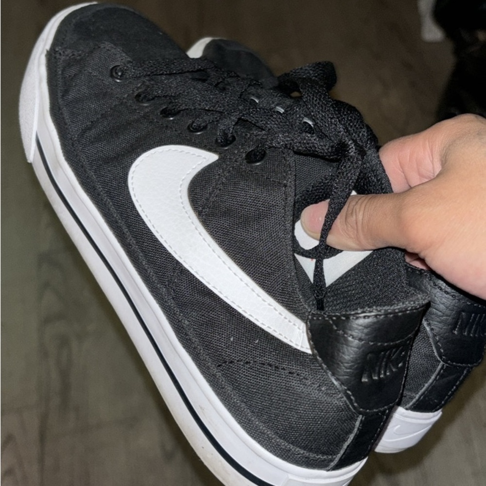 Nike women shoes